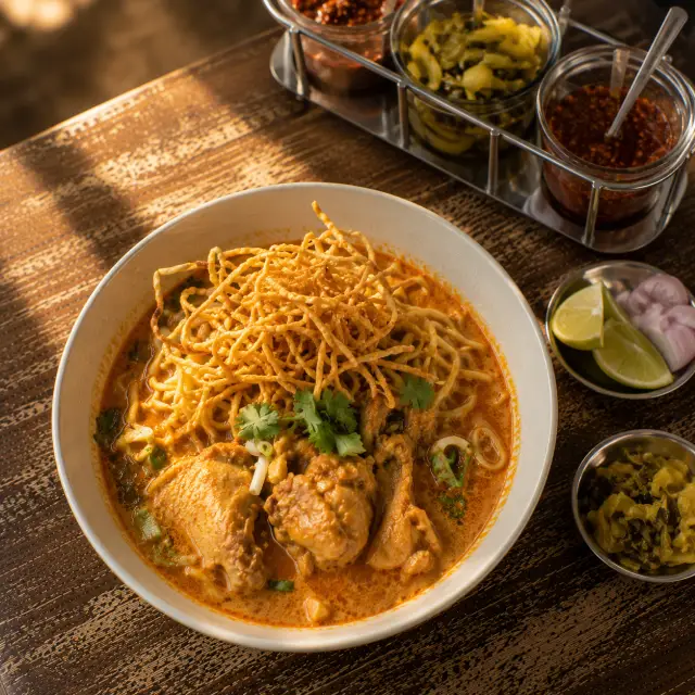 Khao soi gai